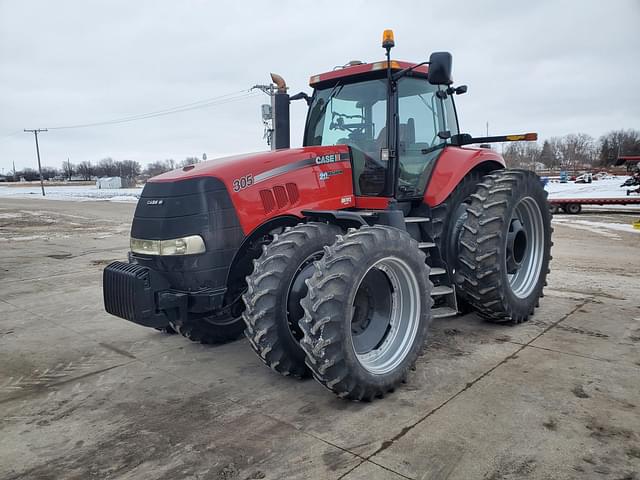 Image of Case IH Magnum 305 equipment image 1