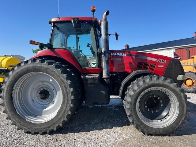 Image of Case IH Magnum 305 equipment image 2