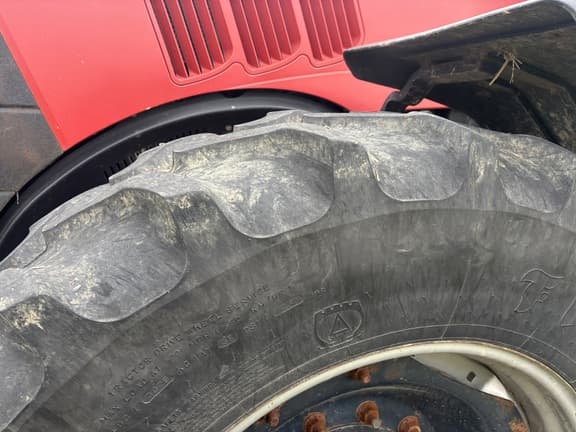 Image of Case IH Magnum 305 equipment image 2