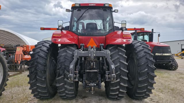 Image of Case IH Magnum 335 equipment image 3