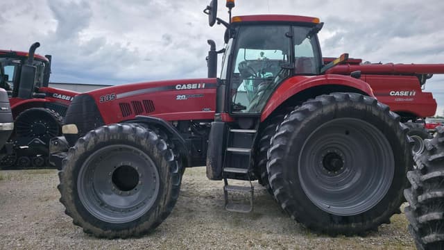 Image of Case IH Magnum 335 equipment image 1