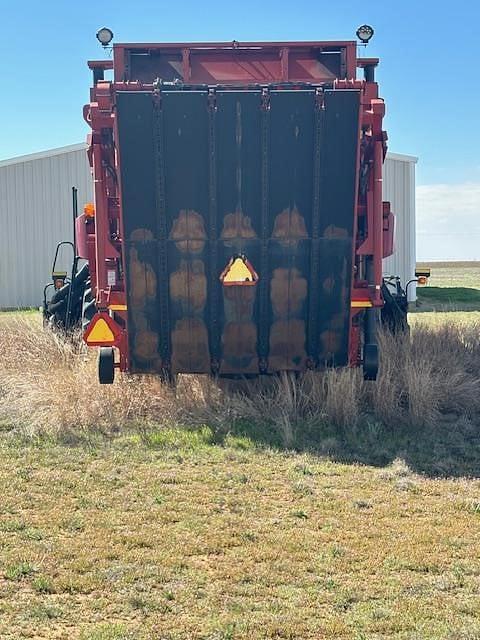 Image of Case IH Module Express 625 equipment image 3