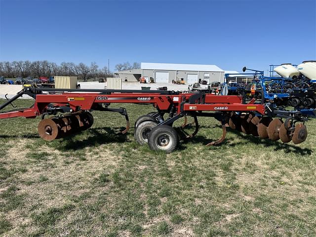 Image of Case IH MRX690 equipment image 1