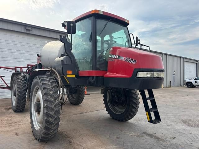 Image of Case IH Patriot 3320 equipment image 1