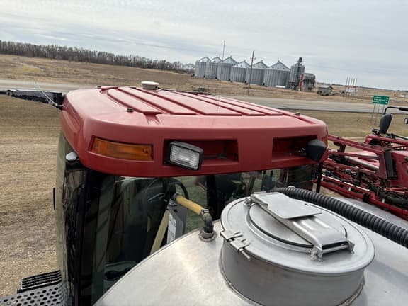 Image of Case IH Patriot 4420 equipment image 3