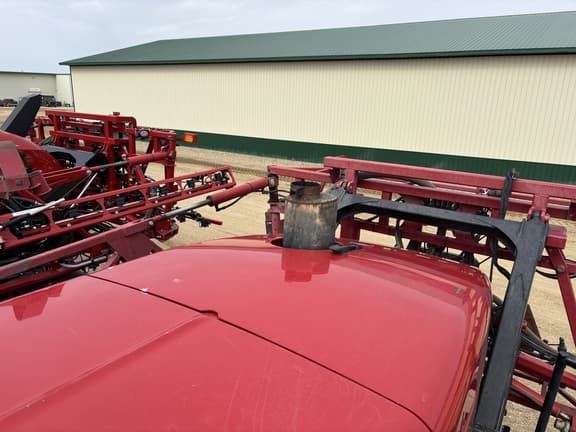 Image of Case IH Patriot 4420 equipment image 4