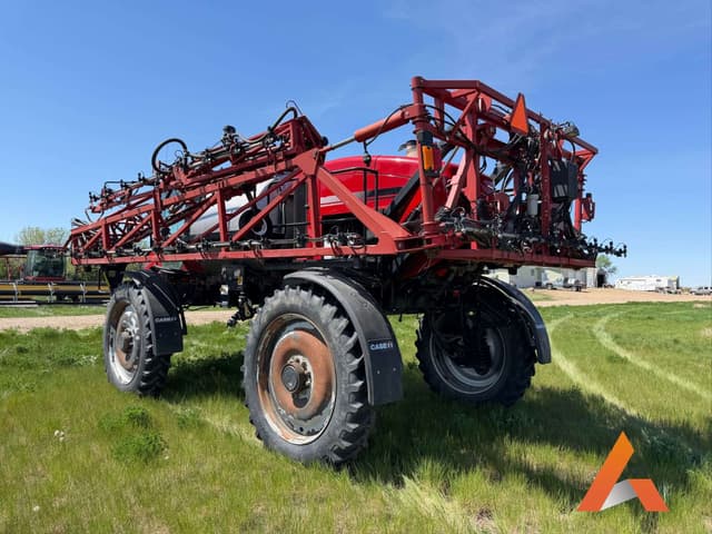 Image of Case IH Patriot 4420 equipment image 2