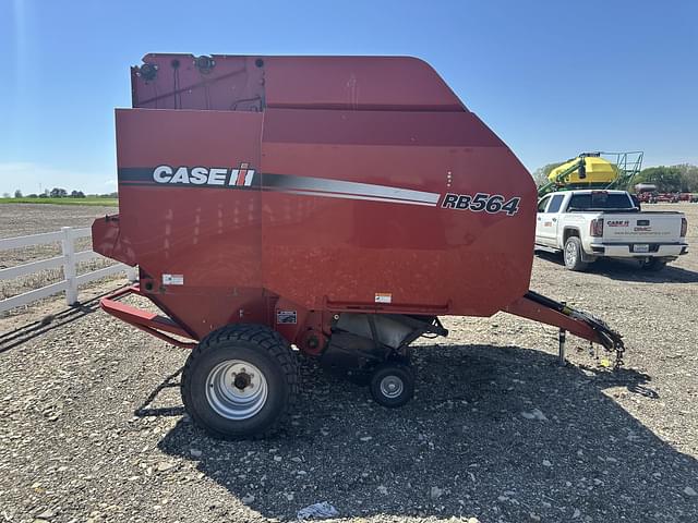 Image of Case IH RB564 equipment image 3