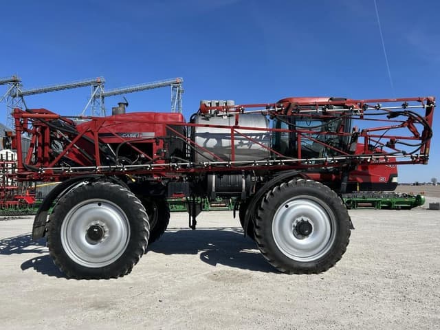 Image of Case IH SPX4420 equipment image 3