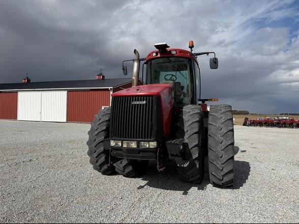 Image of Case IH Steiger 335 equipment image 4