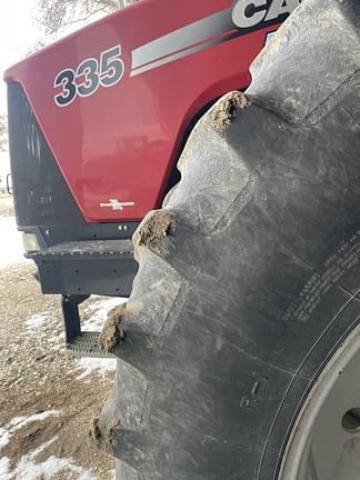 Image of Case IH Steiger 335 equipment image 3