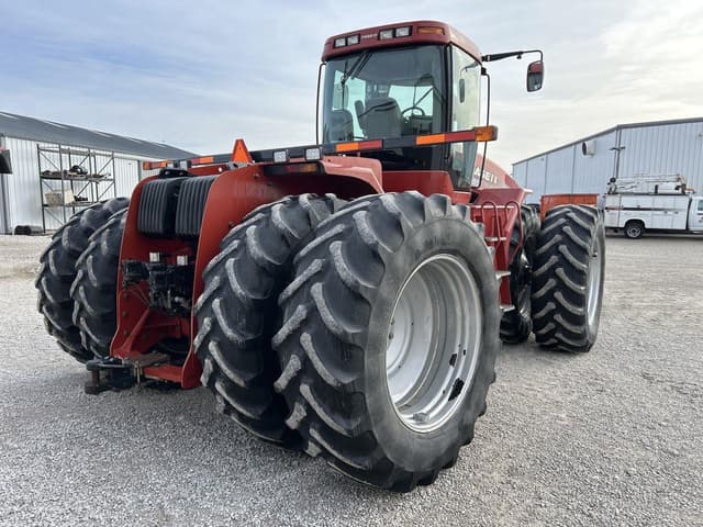 Image of Case IH Steiger 385 equipment image 2