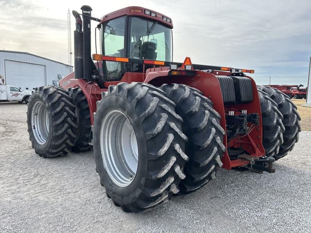 Image of Case IH Steiger 385 equipment image 4