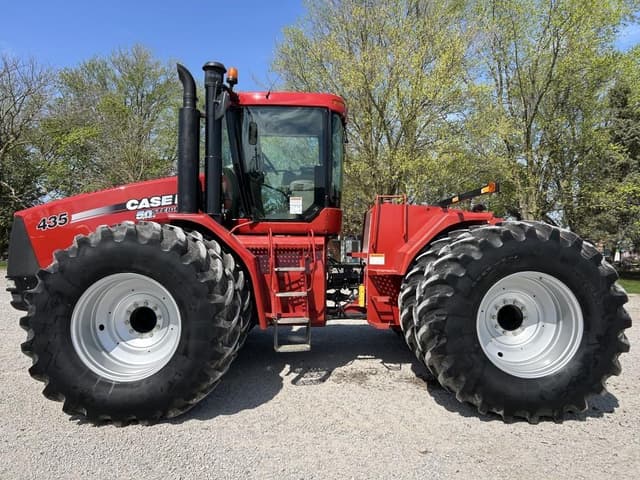 Image of Case IH Steiger 435 equipment image 2