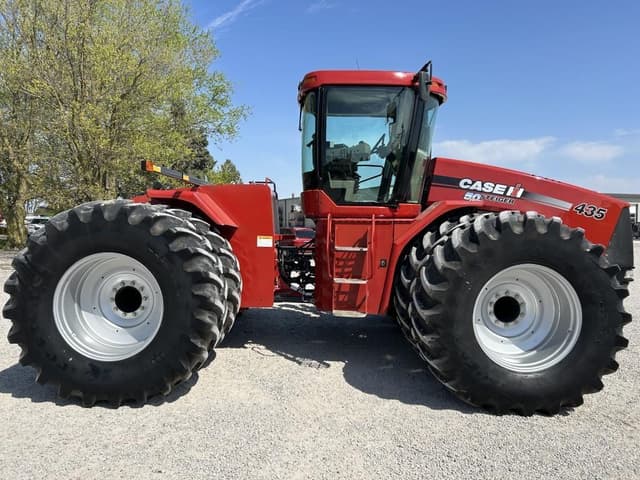Image of Case IH Steiger 435 equipment image 3