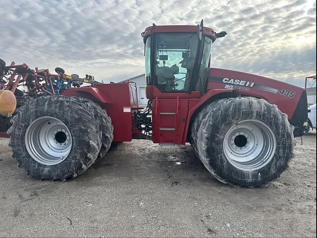 Image of Case IH Steiger 435 equipment image 1