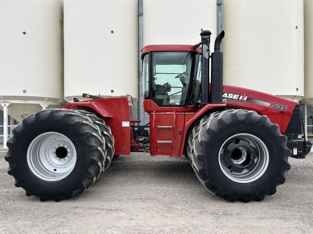 Image of Case IH Steiger 535 equipment image 3
