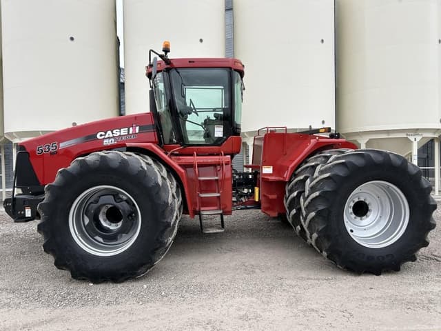 Image of Case IH Steiger 535 equipment image 2