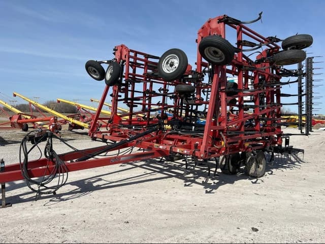 Image of Case IH Tigermate 200 equipment image 4