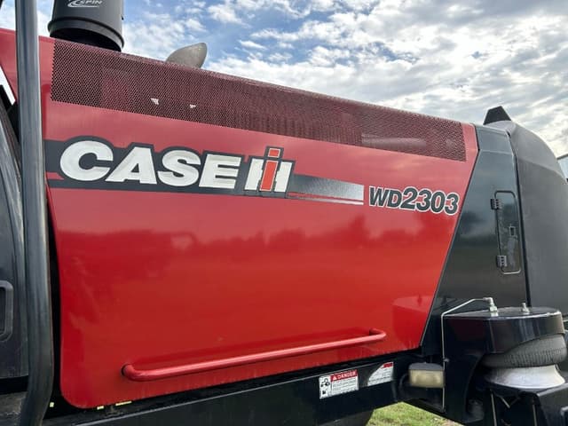 Image of Case IH WD2303 equipment image 2