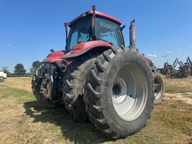 Image of Case IH Magnum 335 equipment image 2