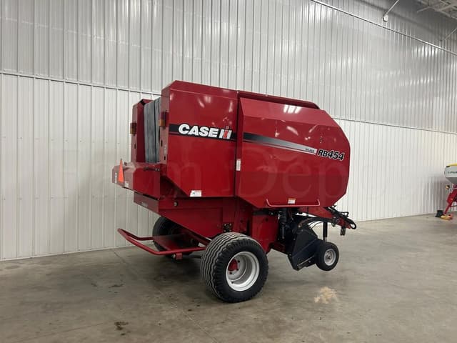 Image of Case IH RB454 equipment image 4