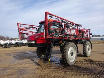 Main image Case IH Patriot 3320