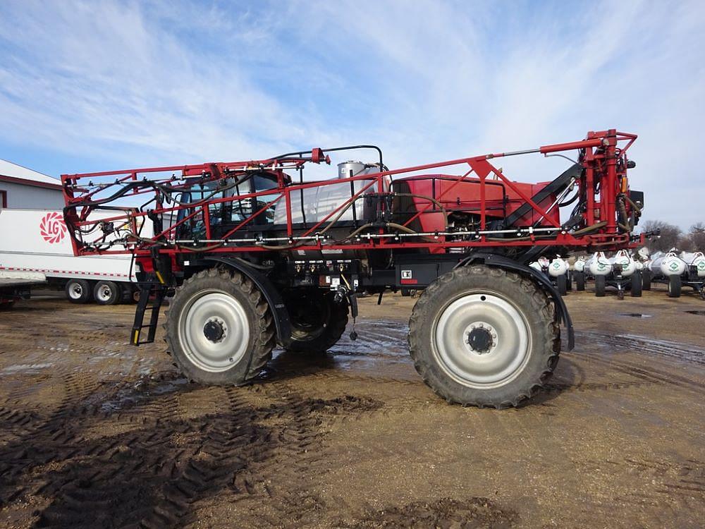 Main image Case IH Patriot 3320 31