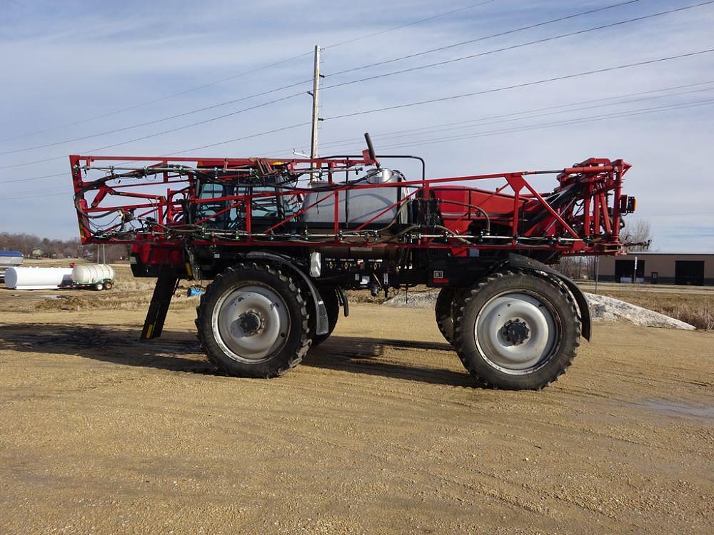 Main image Case IH Patriot 3320 35