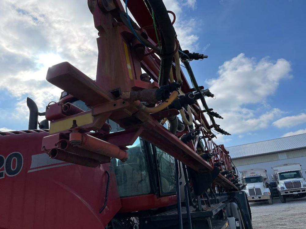 Main image Case IH Titan 3520 72