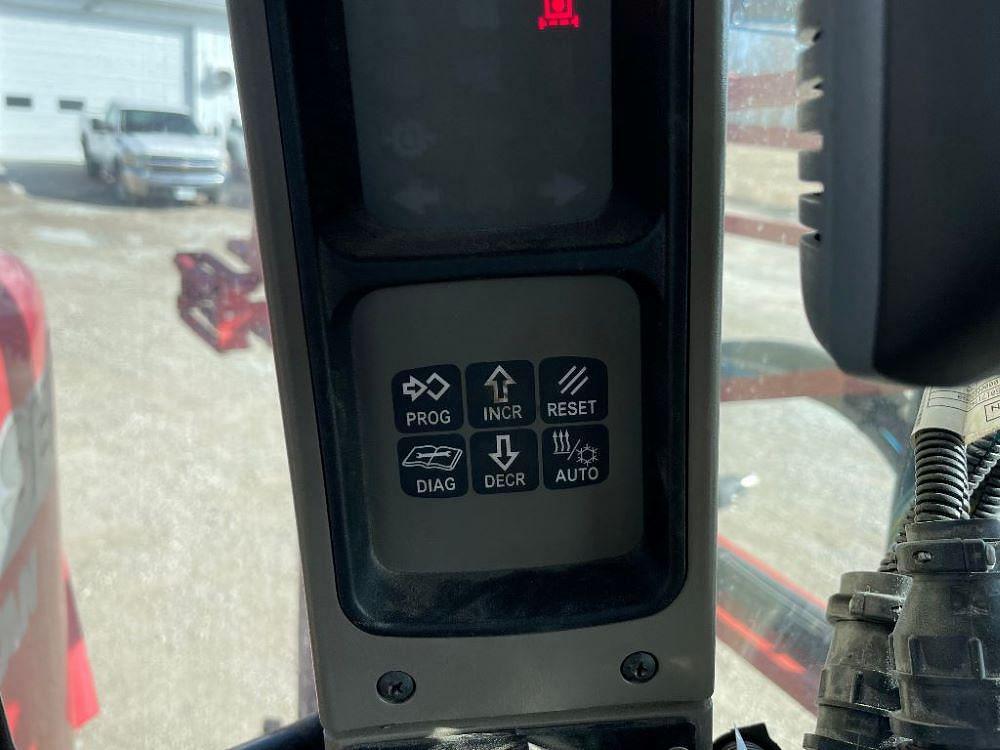 Main image Case IH Titan 3520 99