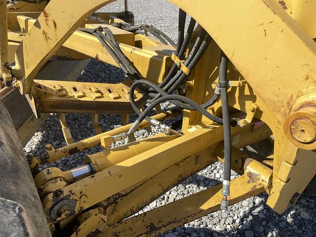 Image of Caterpillar 140H equipment image 4