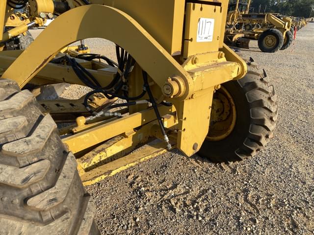 Image of Caterpillar 140M equipment image 4