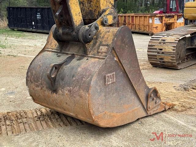 Image of Caterpillar 330DL equipment image 4