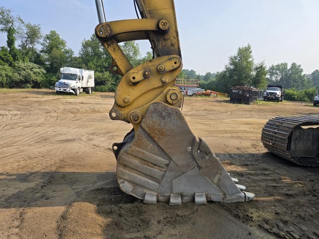 Image of Caterpillar 345D equipment image 2