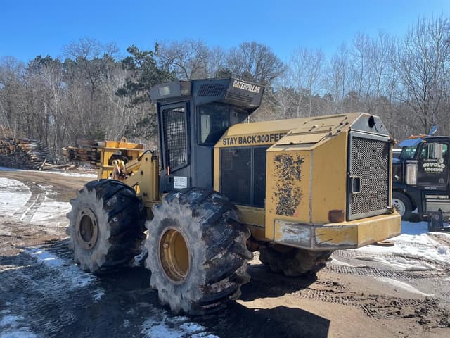 Image of Caterpillar 553 equipment image 1