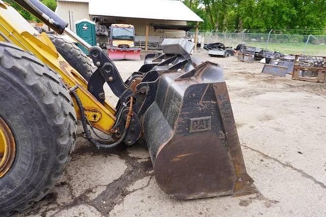 Image of Caterpillar 924H equipment image 4