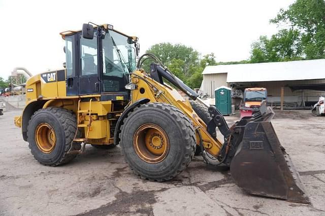 Image of Caterpillar 924H equipment image 2