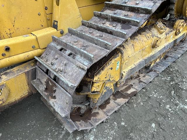 Image of Caterpillar D6N LGP equipment image 2