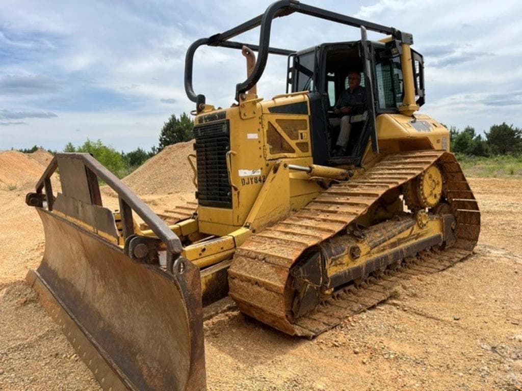 Image of Caterpillar D6N LGP Primary Image