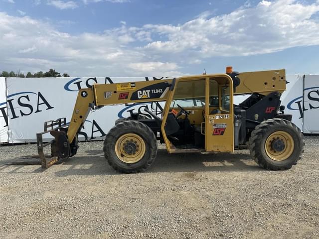 Image of Caterpillar TL943 equipment image 1