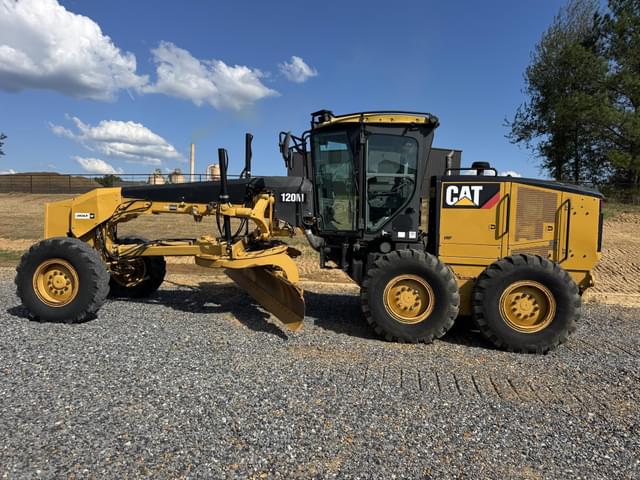 Image of Caterpillar 120M equipment image 3