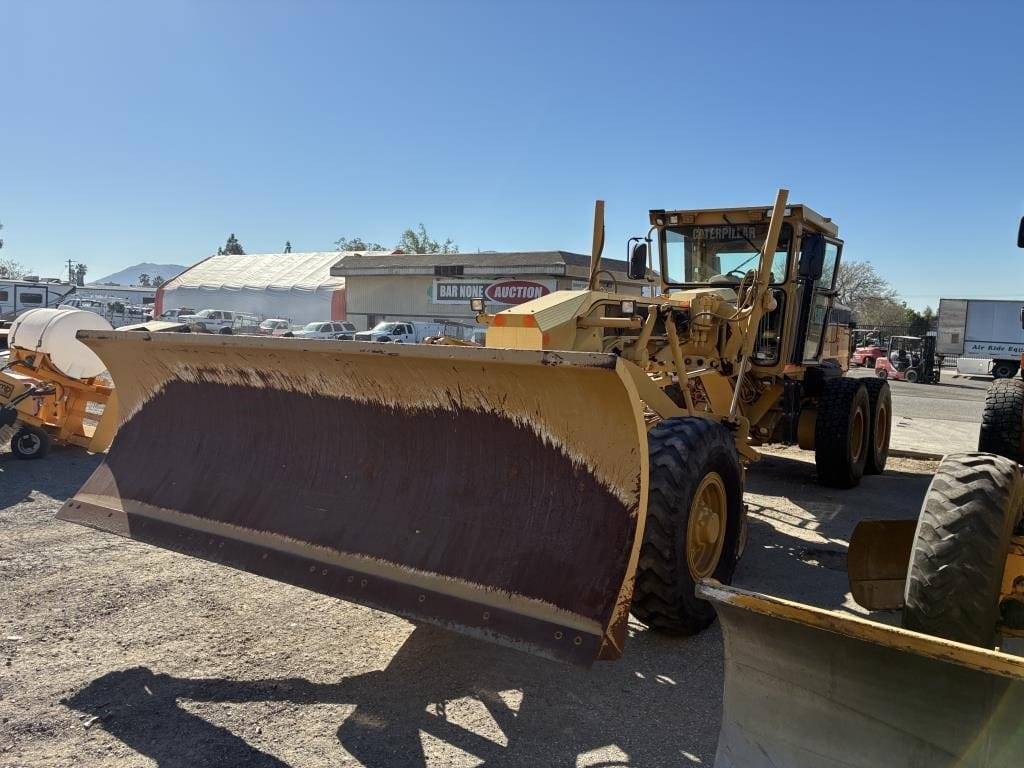 2008 Caterpillar 143H Equipment Image0