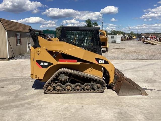 Image of Caterpillar 257B2 equipment image 4
