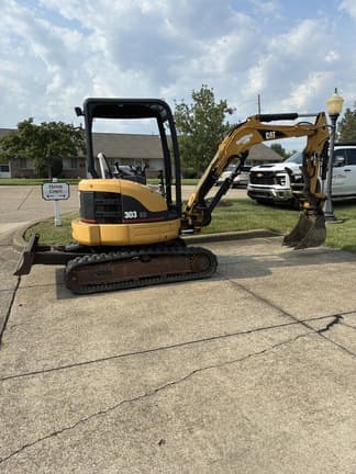 Image of Caterpillar 303CR equipment image 2