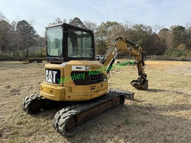 Image of Caterpillar 305C CR equipment image 4