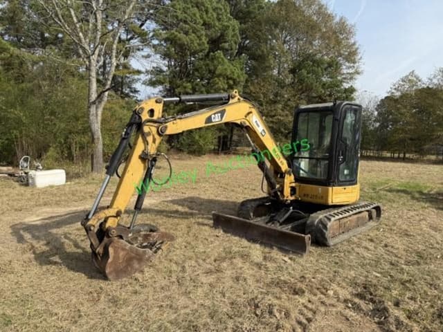 Image of Caterpillar 305C CR equipment image 1