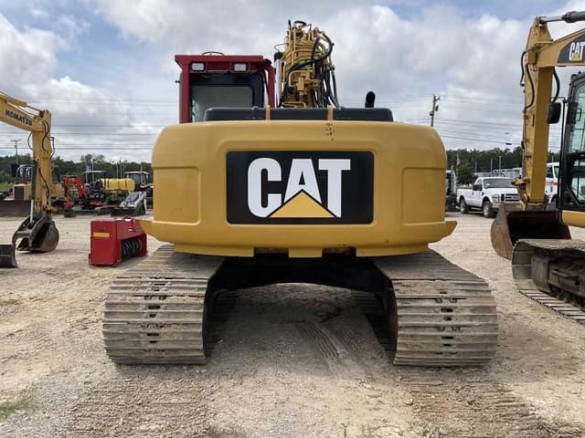 Image of Caterpillar 320DL equipment image 2