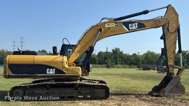 Image of Caterpillar 324D equipment image 3