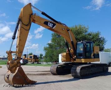 Main image Caterpillar 328D